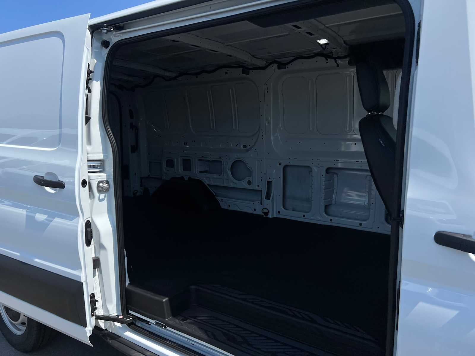 2025 Ford Transit Cargo Van