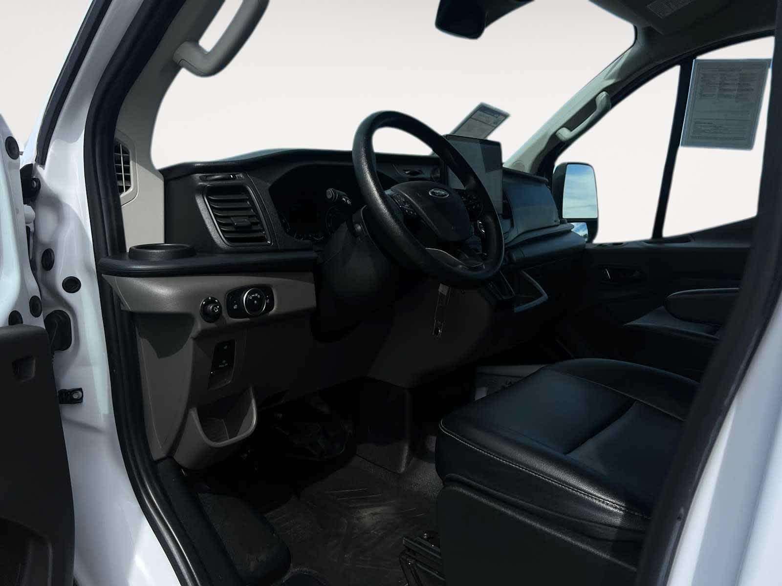 2023 Ford Transit Cargo Van T-350 130" Low Rf 9500 GVWR RWD