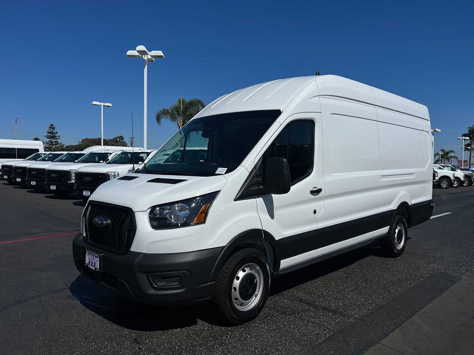 2025 Ford Transit T-350 148" EL Hi Rf 9500 GVWR RWD