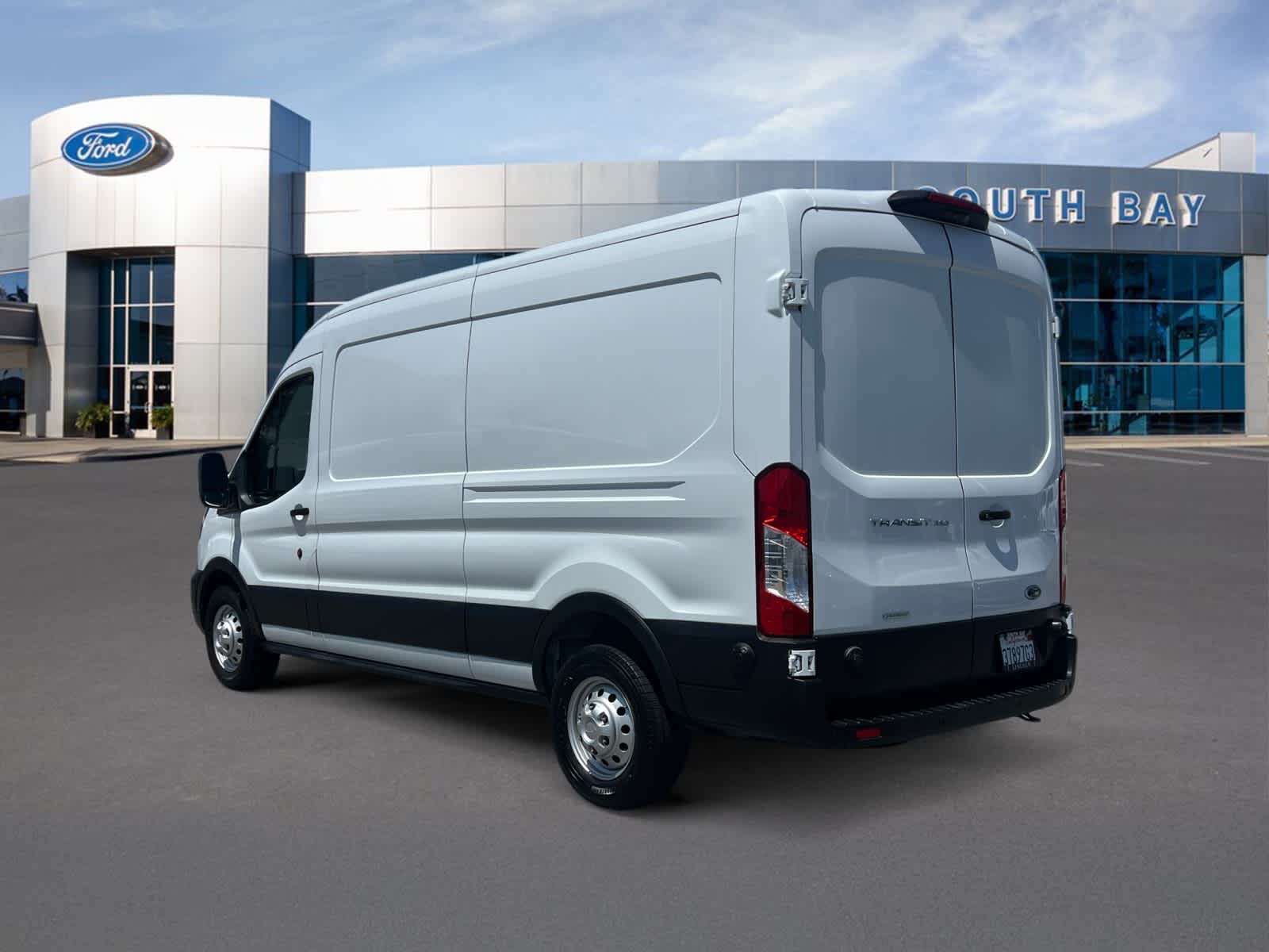 2020 Ford Transit Cargo Van T-350 130" Med Rf 9500 GVWR RWD