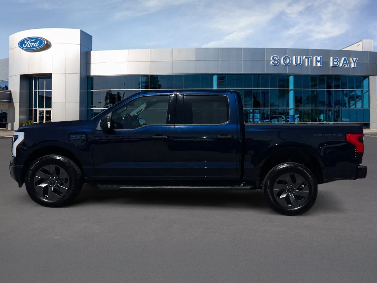 2024 Ford F-150 Lightning XLT