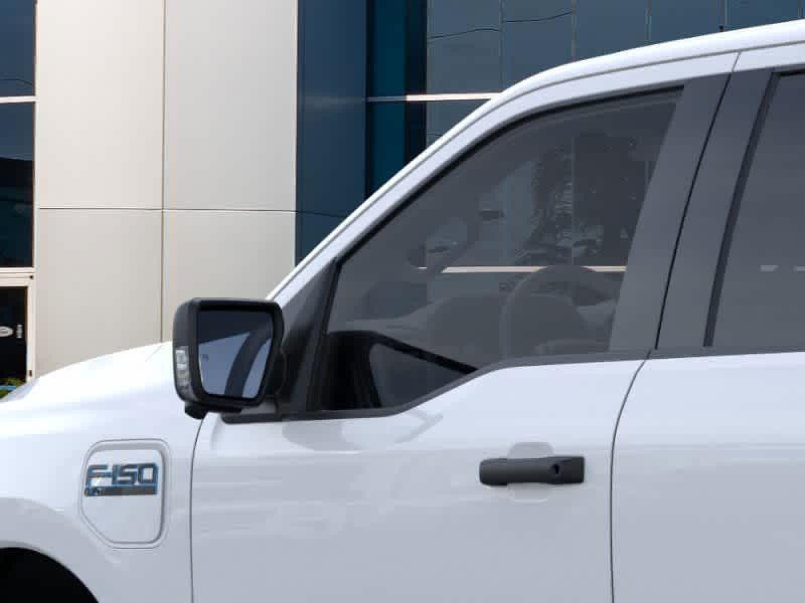 2025 Ford F-150 Lightning XLT