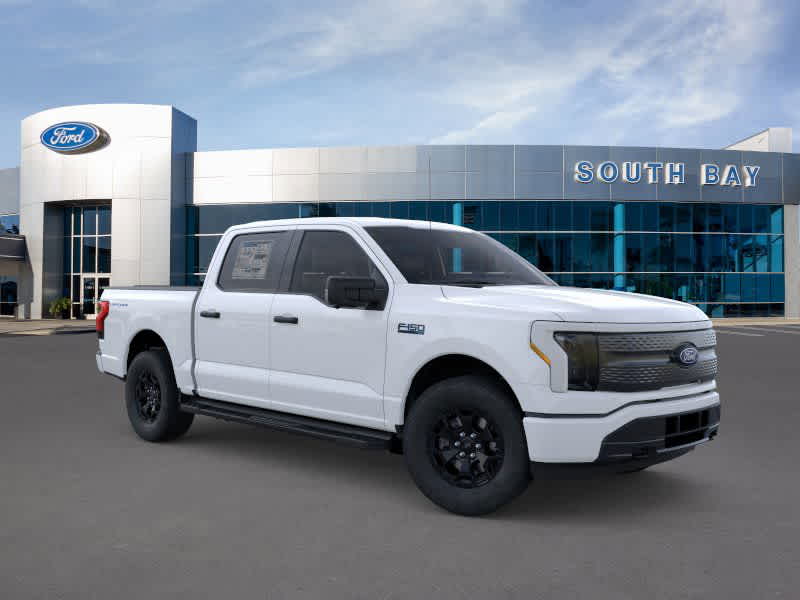 2025 Ford F-150 Lightning XLT