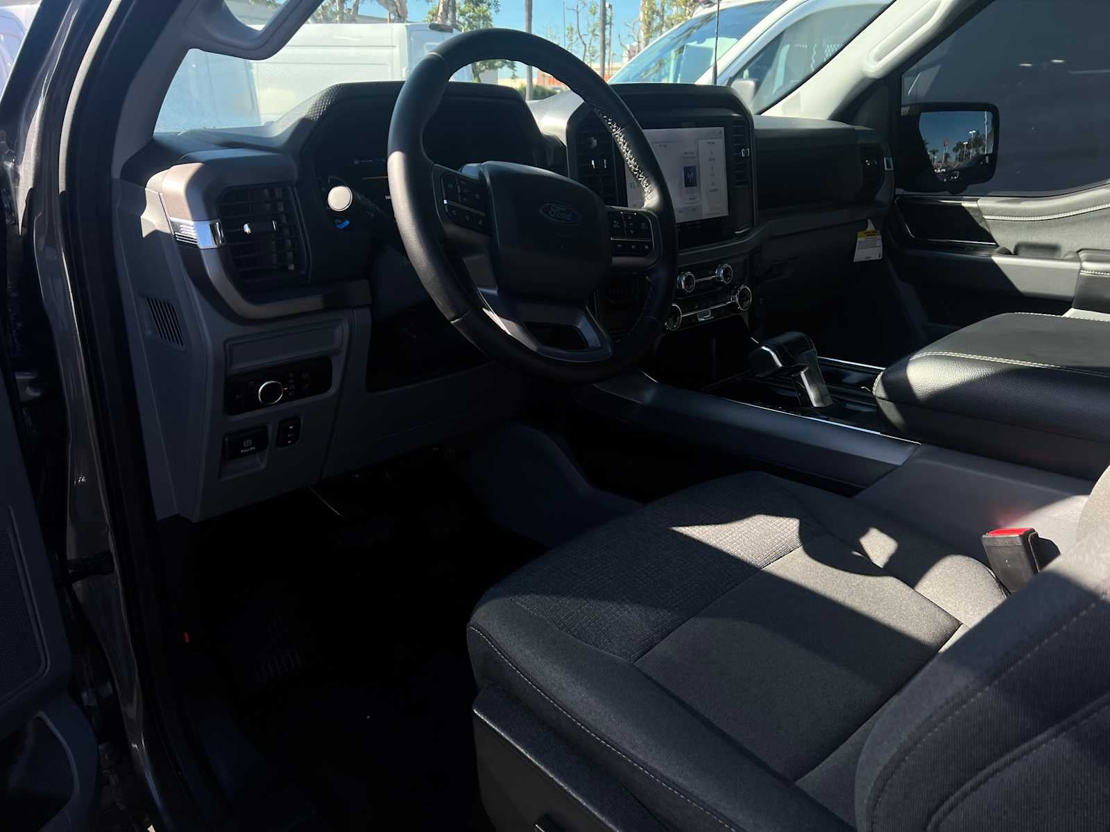 2025 Ford F-150 Lightning XLT