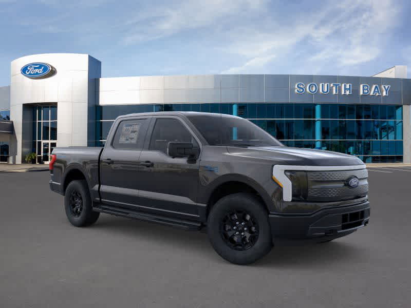 2025 Ford F-150 Lightning XLT
