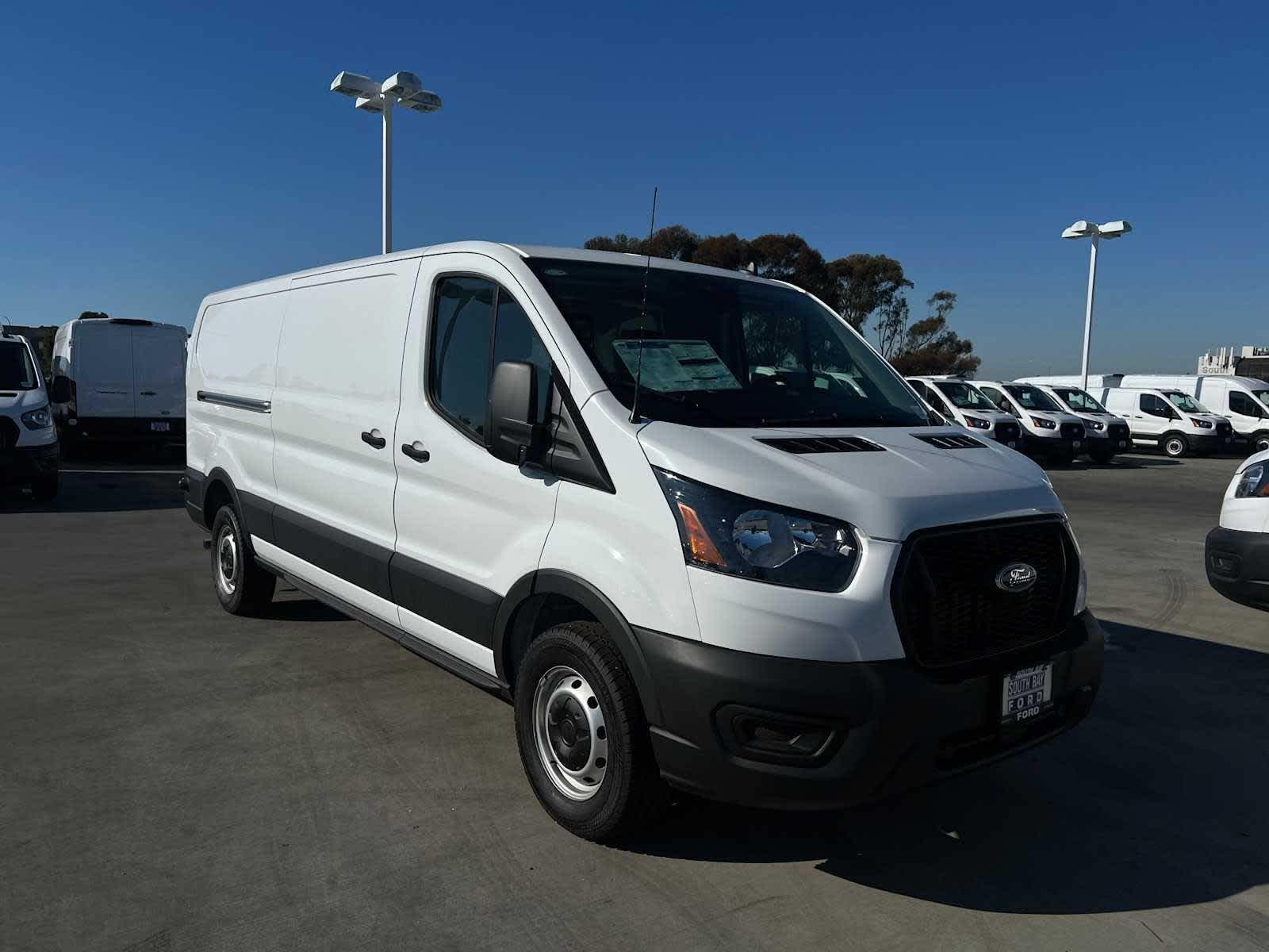 2025 Ford Transit T-150 130" Low Rf 8670 GVWR RWD