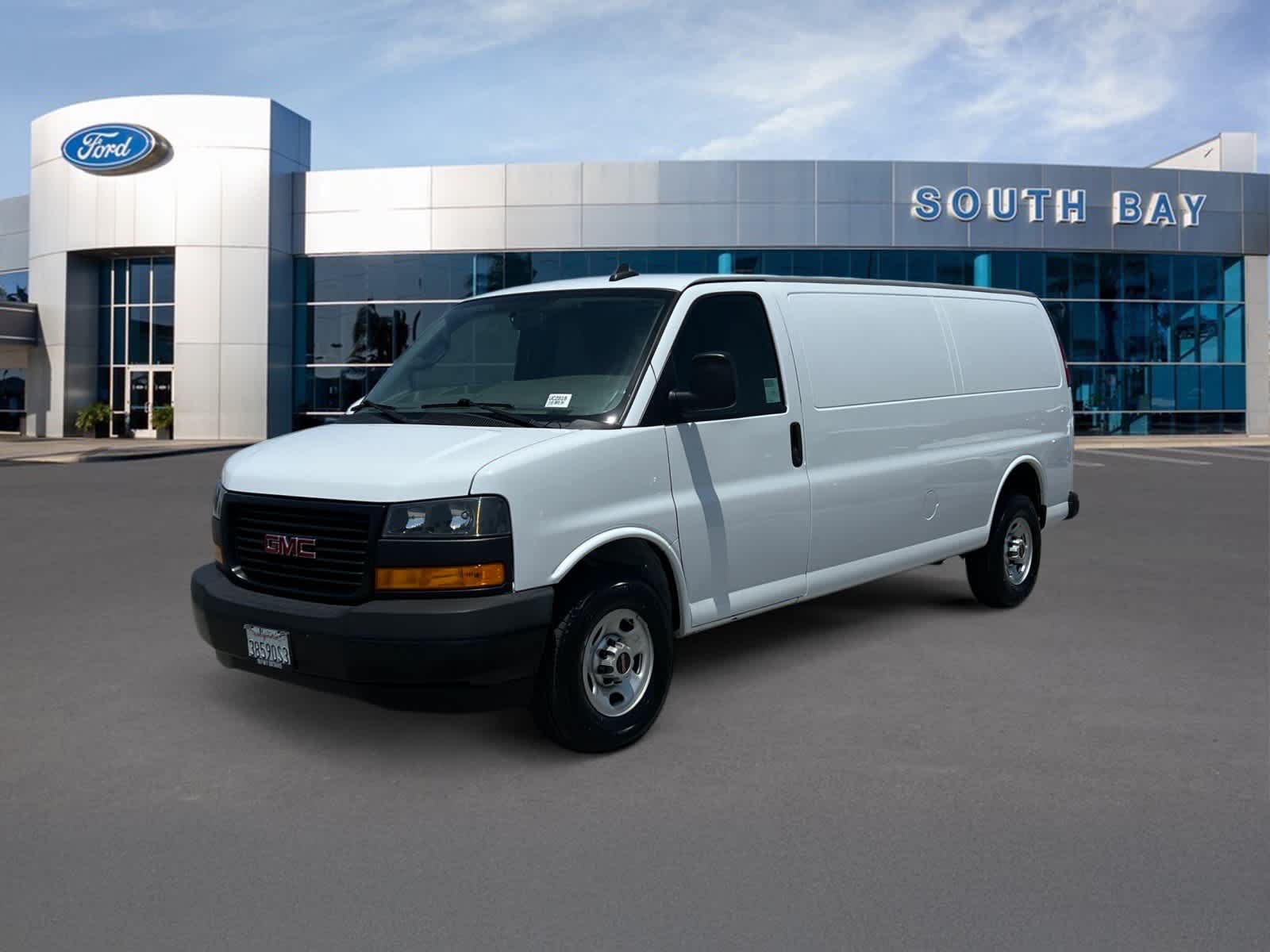 2023 GMC Savana Cargo Van RWD 2500 155"