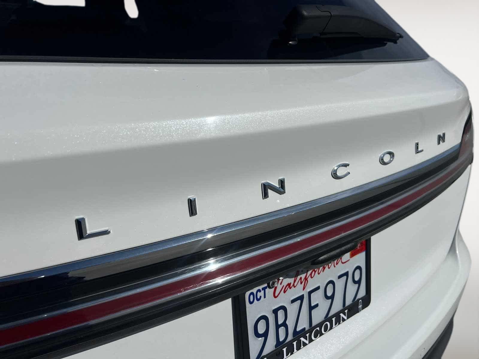 2022 Lincoln Nautilus Standard