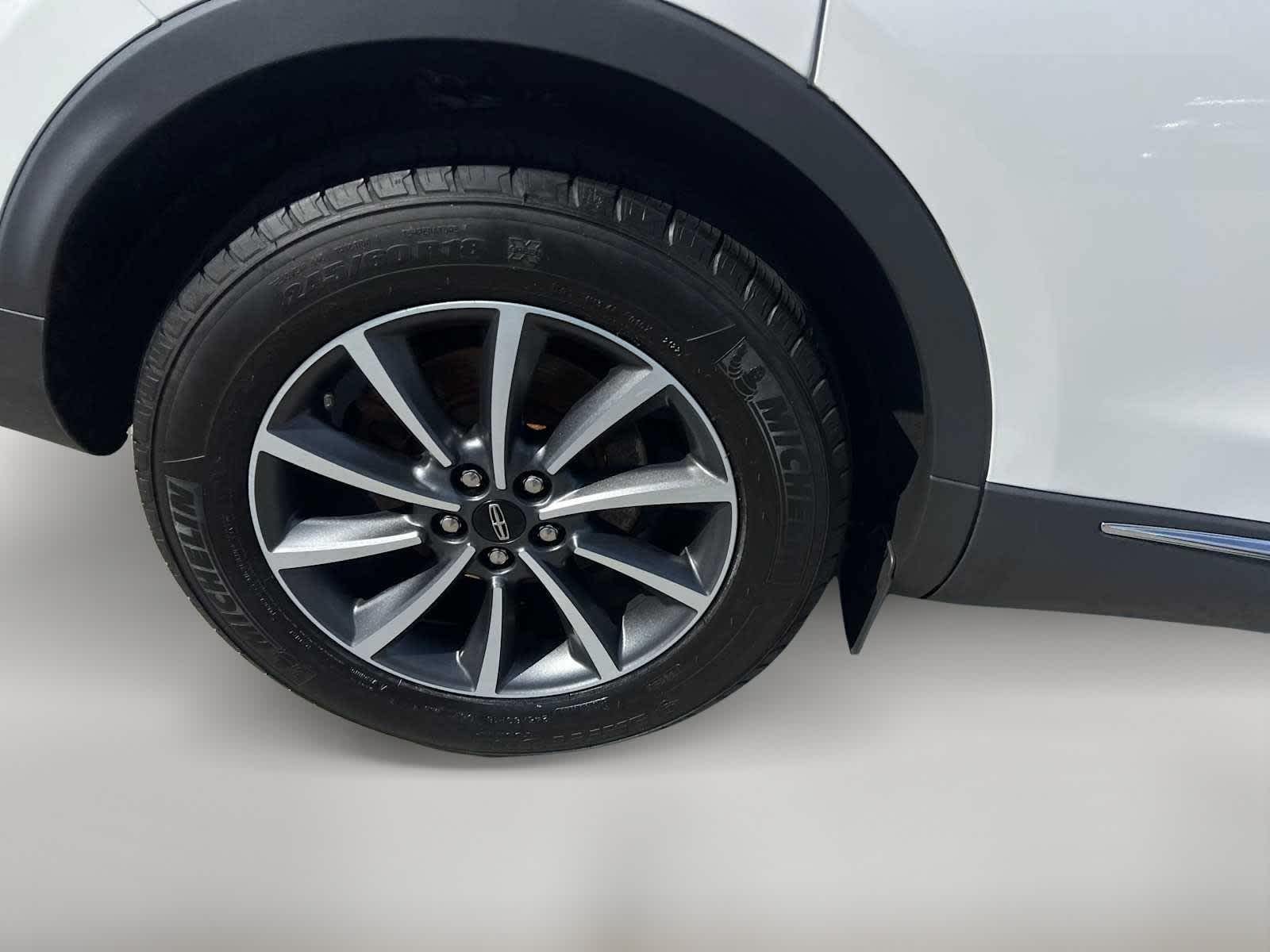 2022 Lincoln Nautilus Standard