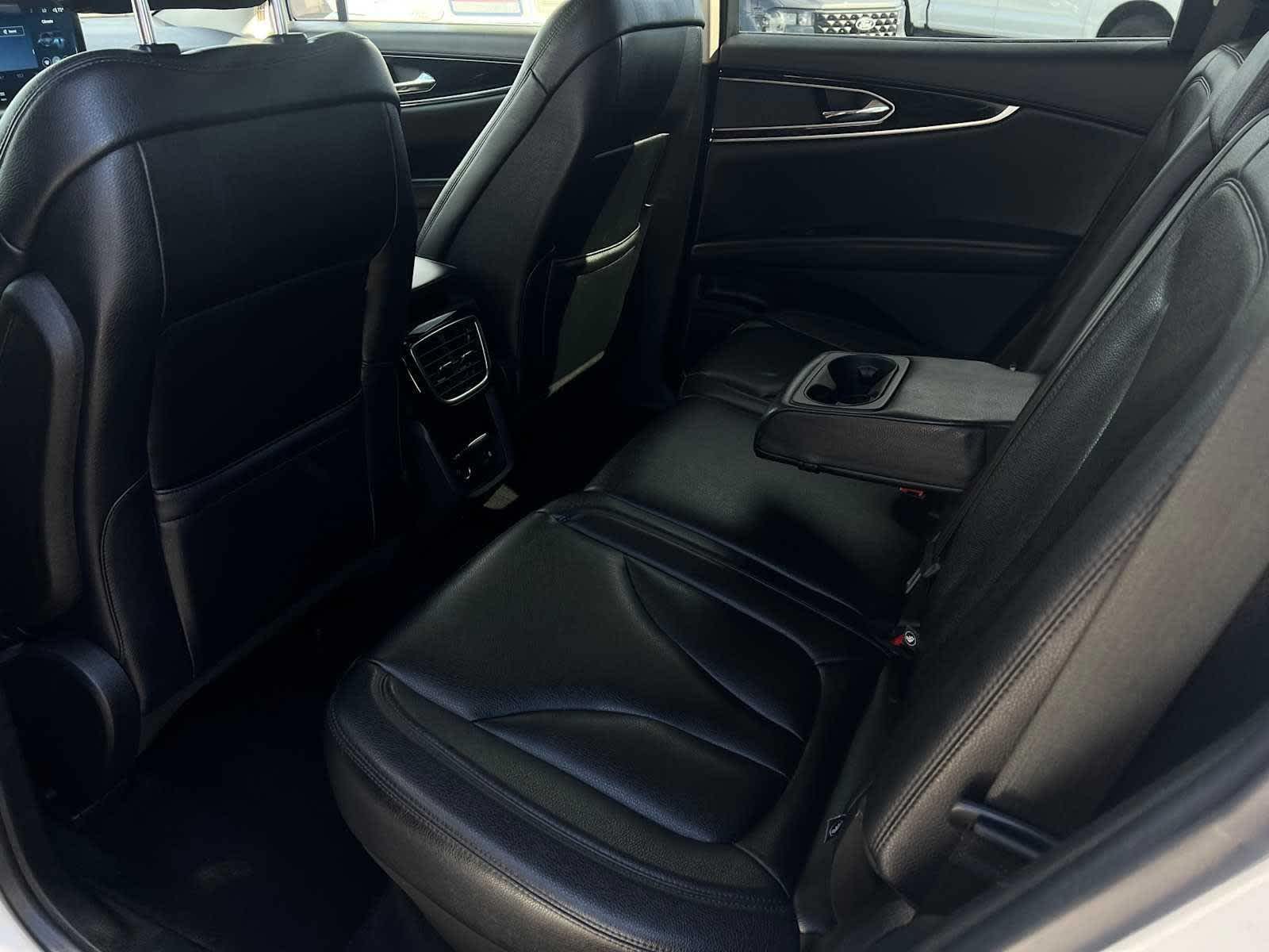 2022 Lincoln Nautilus Standard