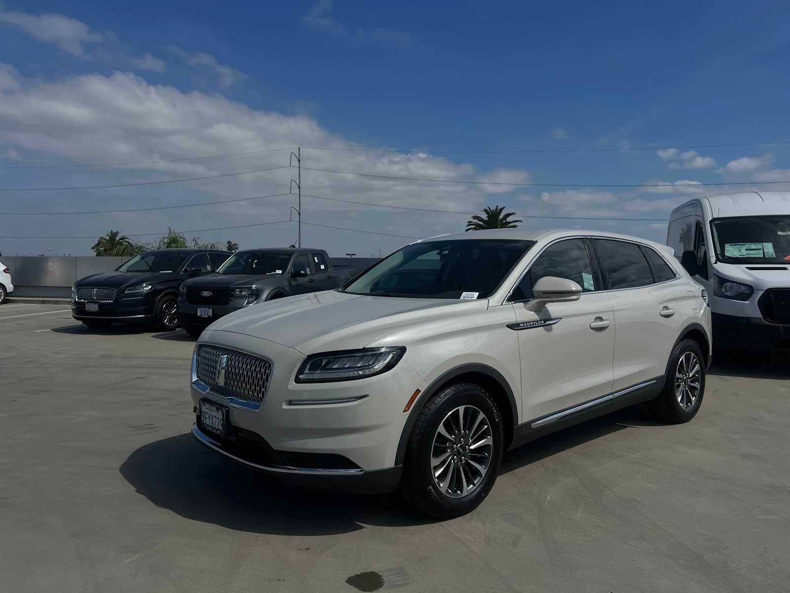 2023 Lincoln Nautilus Standard