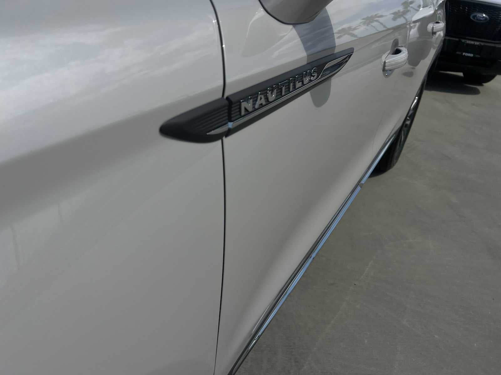 2023 Lincoln Nautilus Standard