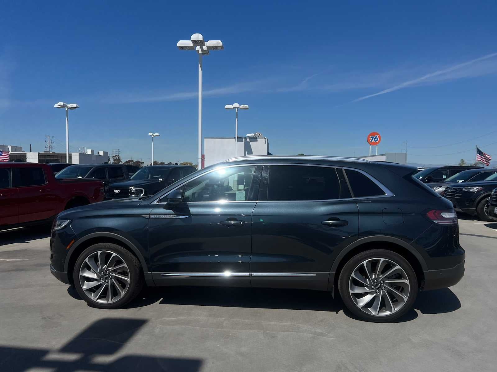 2023 Lincoln Nautilus Reserve