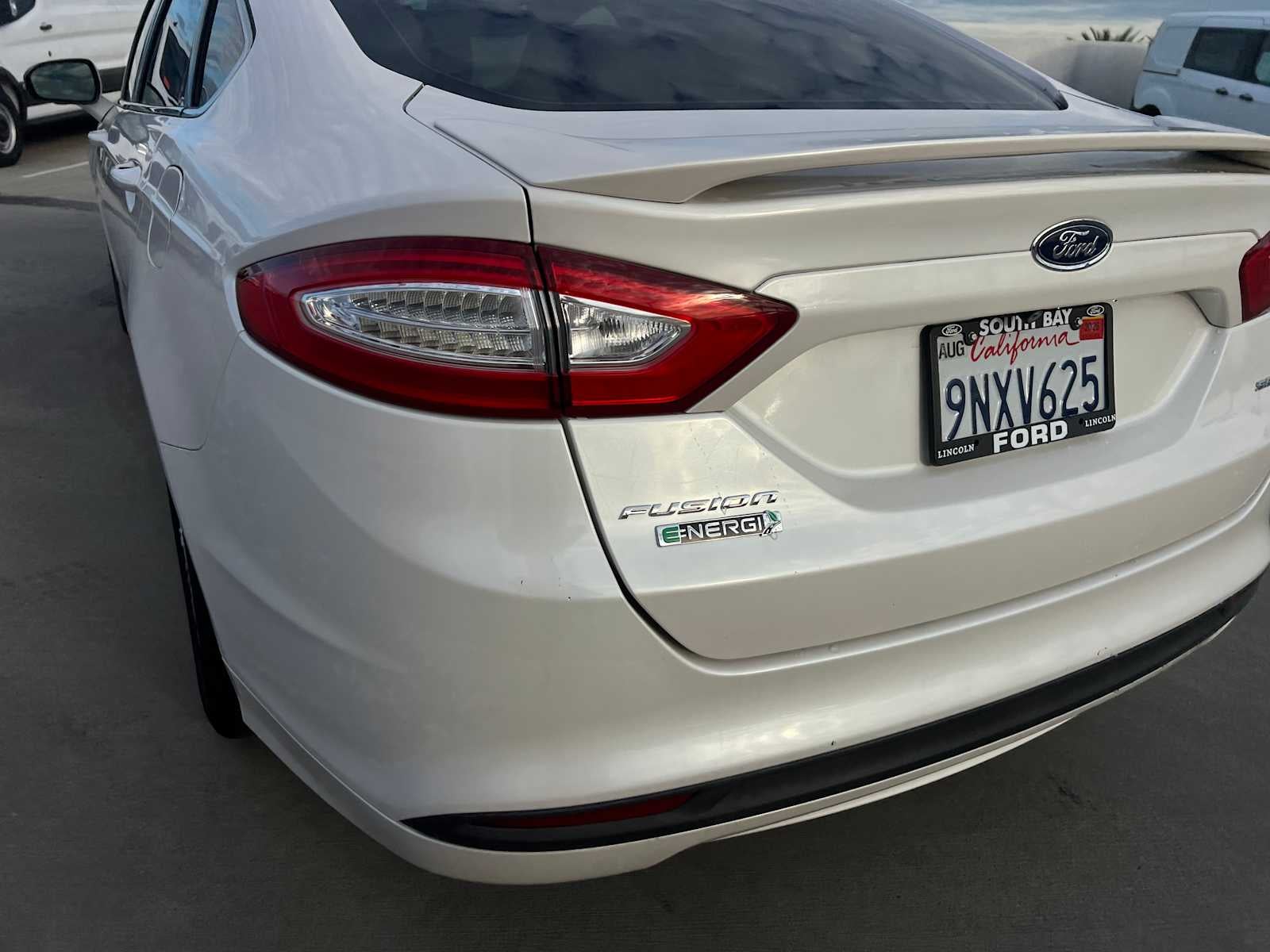 2014 Ford Fusion Energi SE Luxury