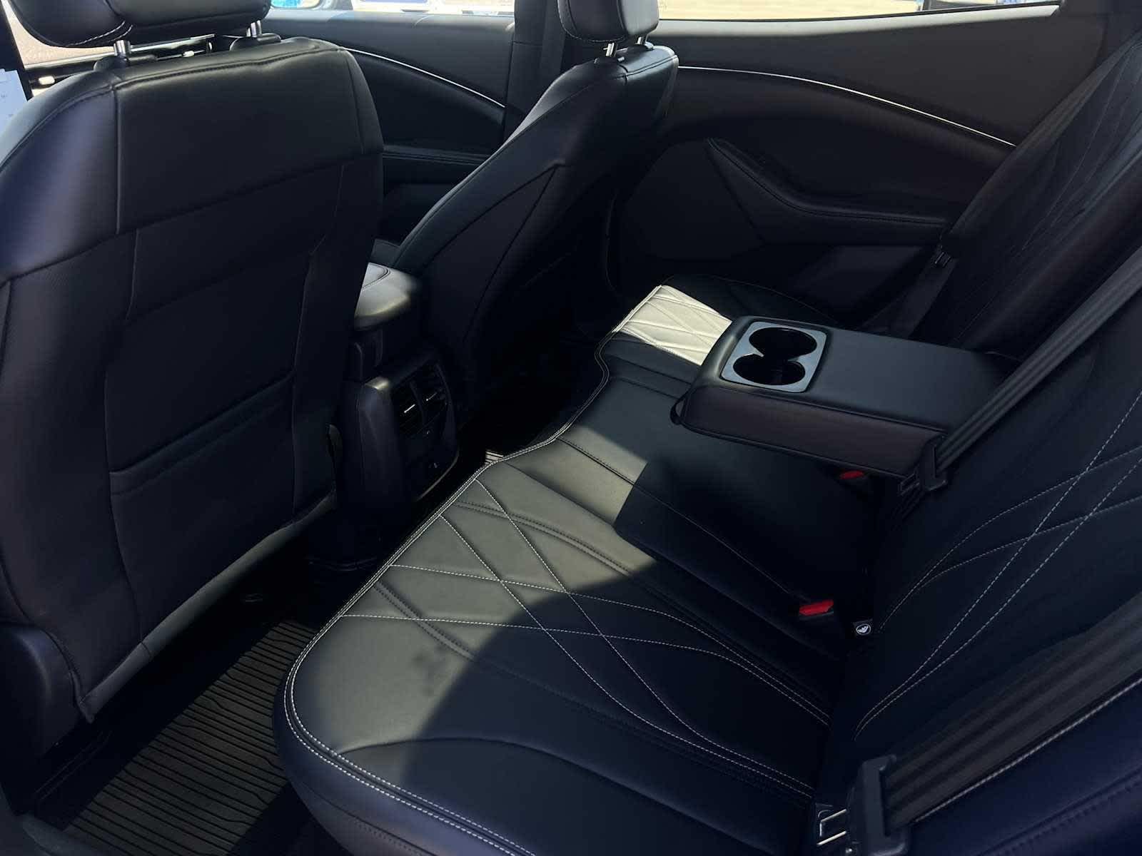 2022 Ford Mustang Mach-E California Route 1