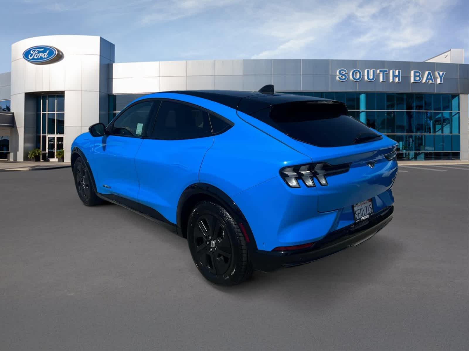 2022 Ford Mustang Mach-E California Route 1