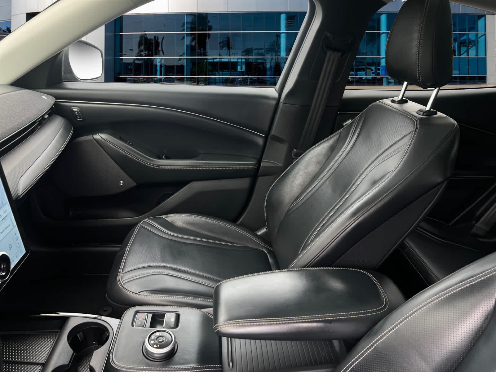 2022 Ford Mustang Mach-E Premium