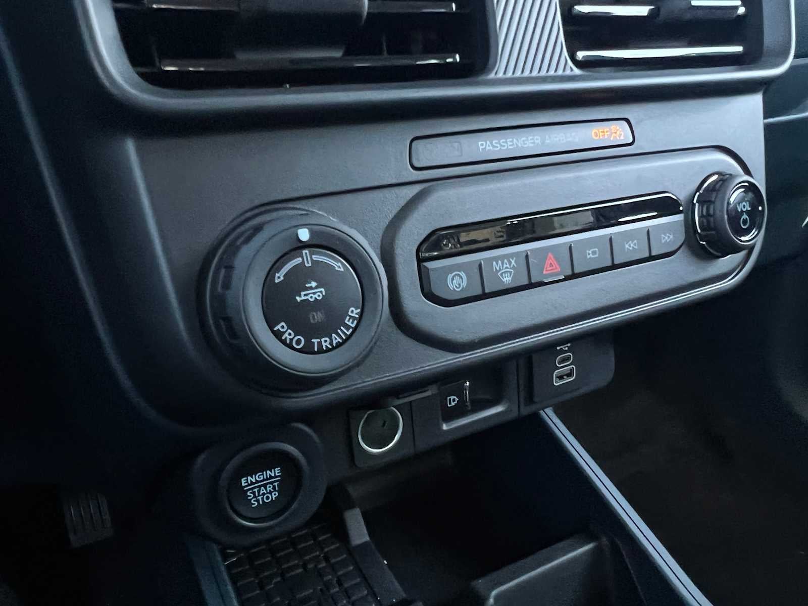 2025 Ford Maverick Lobo High