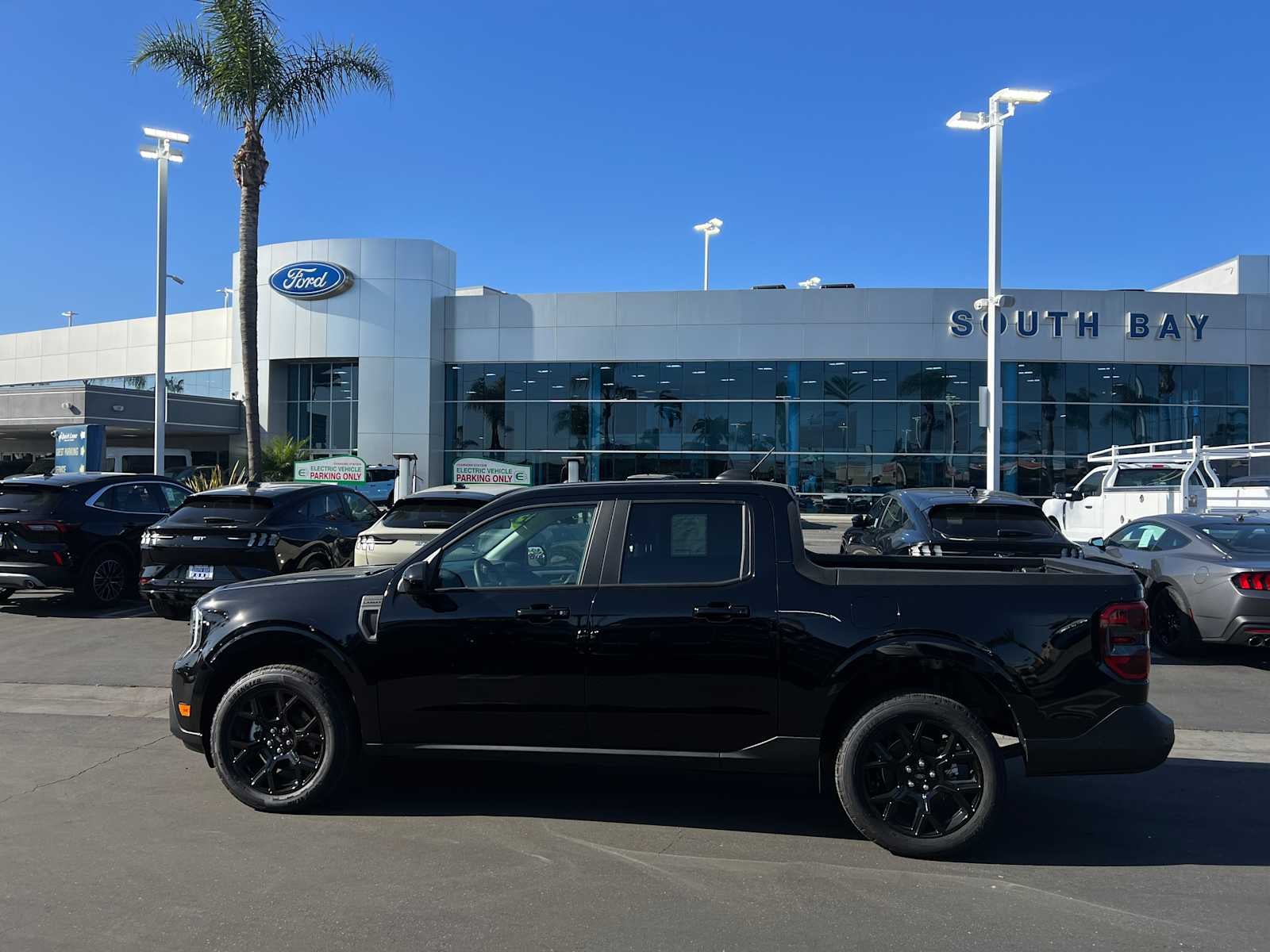 2025 Ford Maverick LARIAT