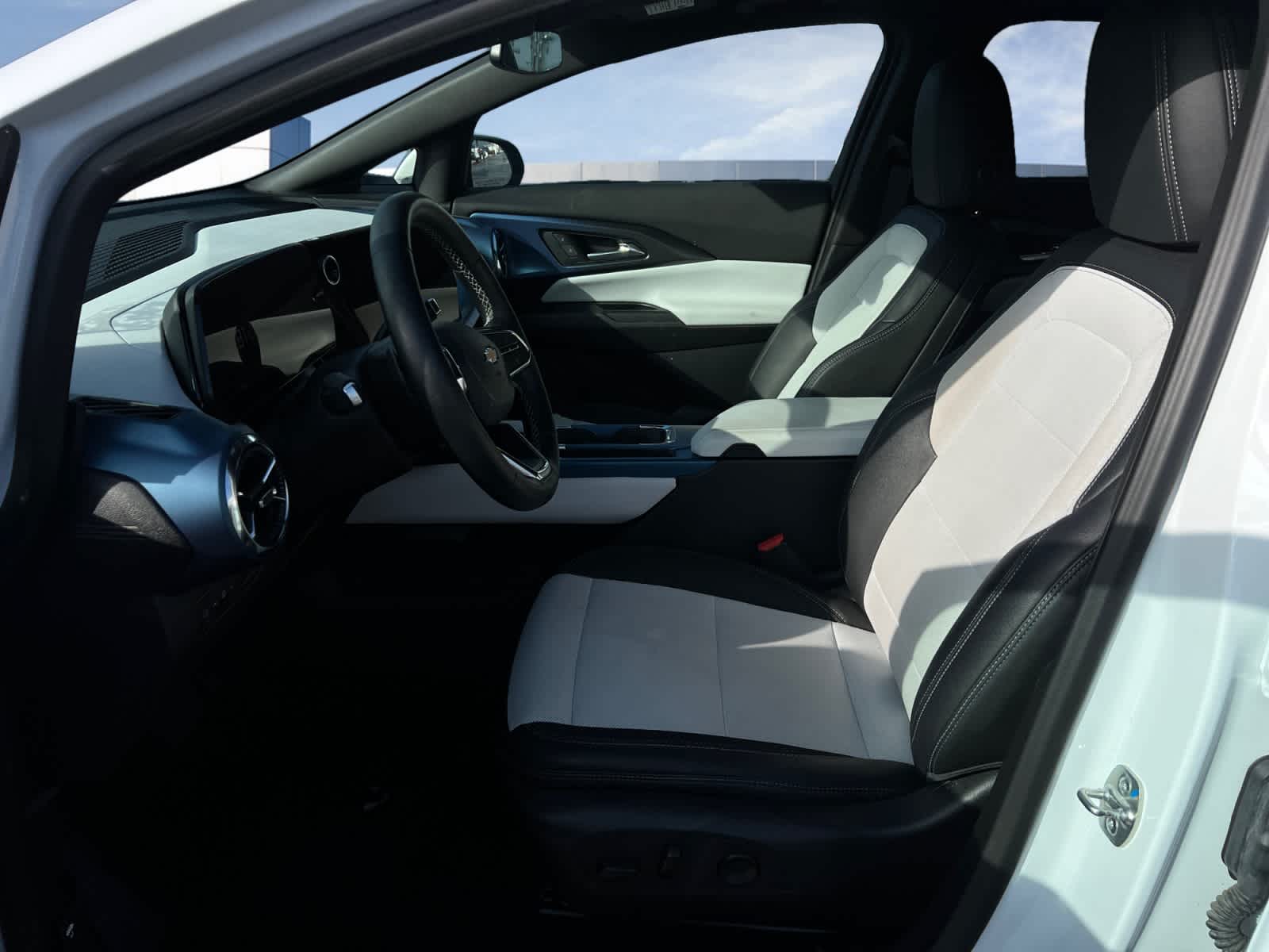 2025 Chevrolet Equinox EV LT2 w/PDE