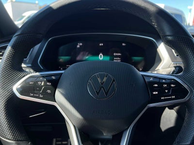 2023 Volkswagen Tiguan SE R-Line Black