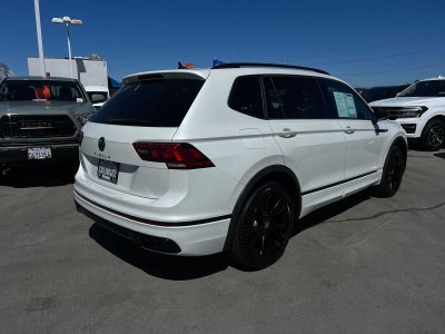 2023 Volkswagen Tiguan SE R-Line Black