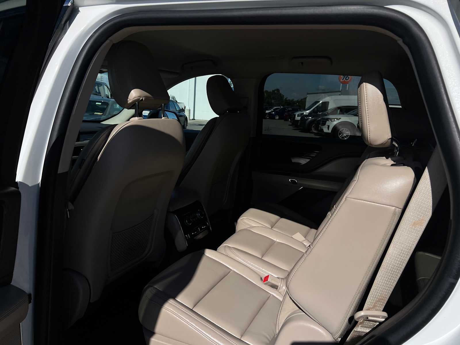 2023 Lincoln Aviator Standard