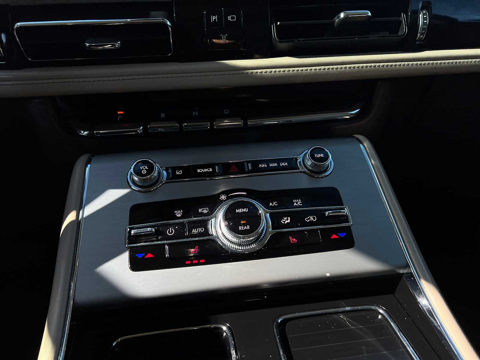 2023 Lincoln Aviator Standard