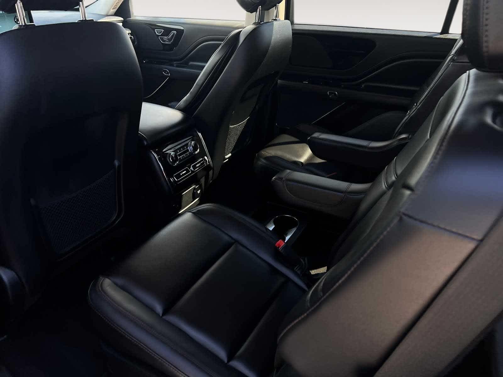 2023 Lincoln Aviator Standard