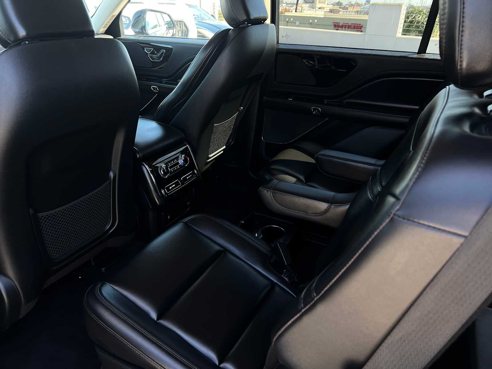 2023 Lincoln Aviator Standard