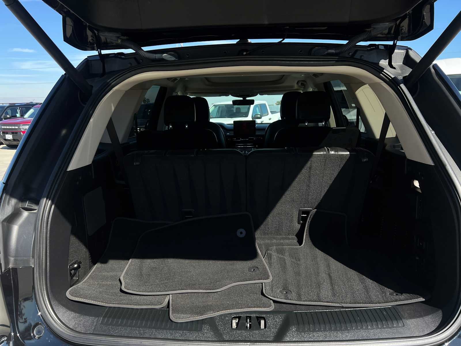 2023 Lincoln Aviator Standard