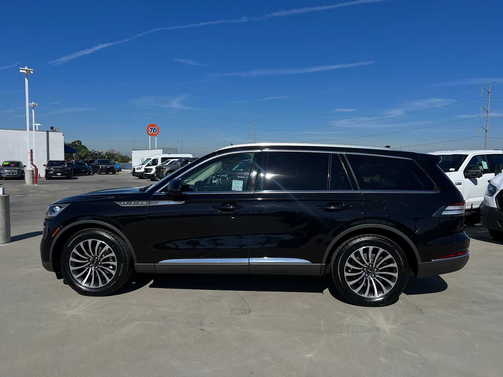 2023 Lincoln Aviator Standard