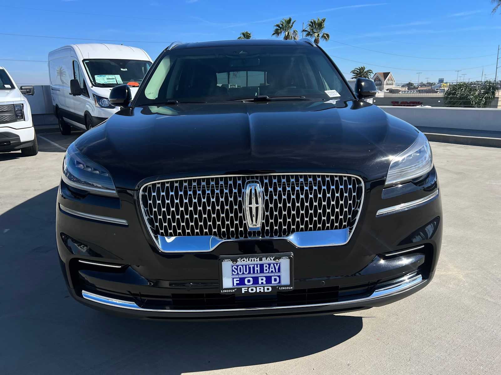 2023 Lincoln Aviator Standard