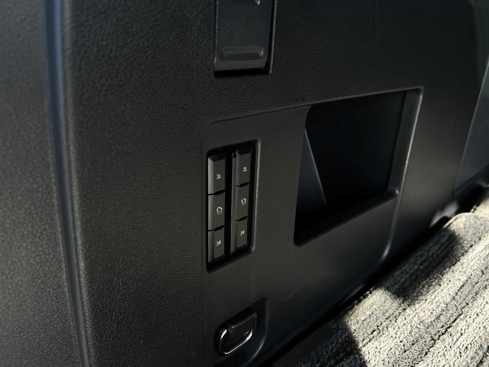 2022 Lincoln Navigator L Black Label