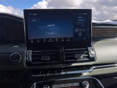 2022 Lincoln Navigator L Black Label