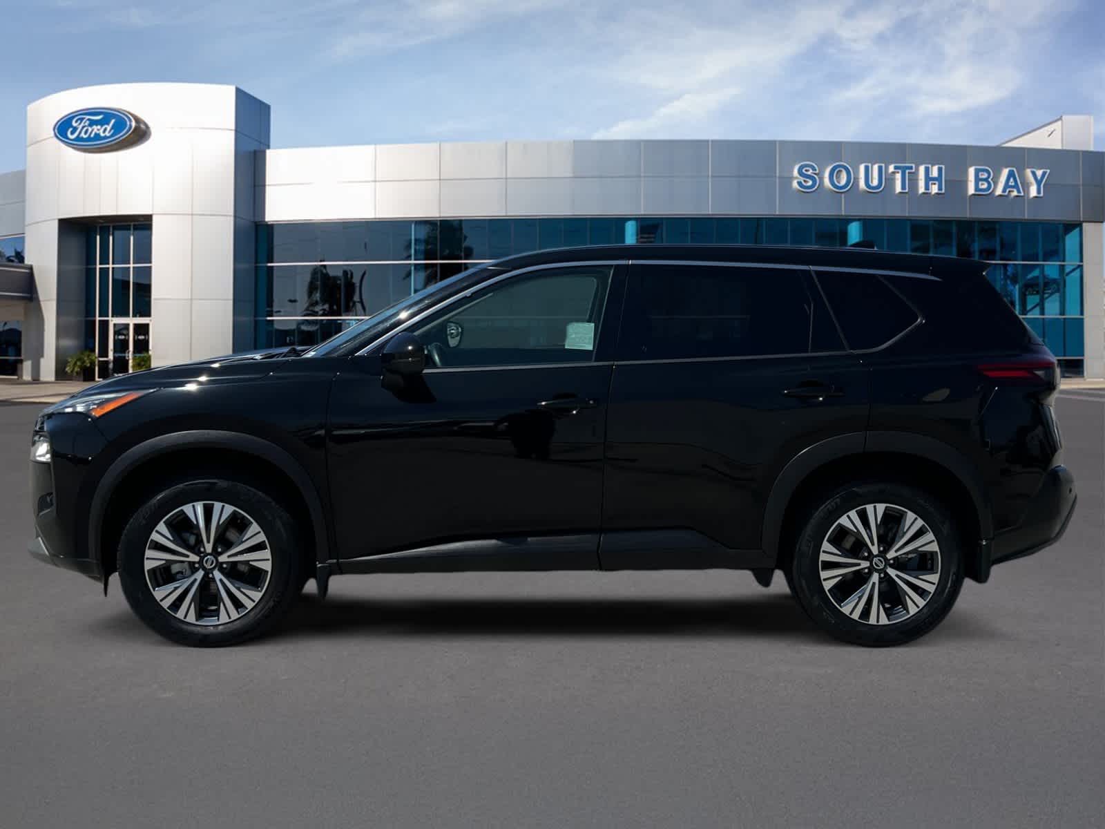 Used 2021 Nissan Rogue SV with VIN 5N1AT3BB6MC752927 for sale in Hawthorne, CA