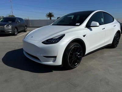 2023 Tesla Model Y Long Range