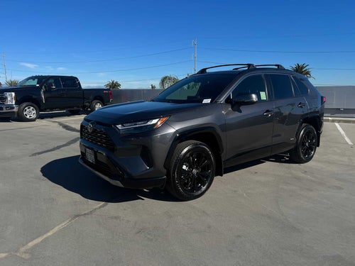 2025 Toyota RAV4 Hybrid SE