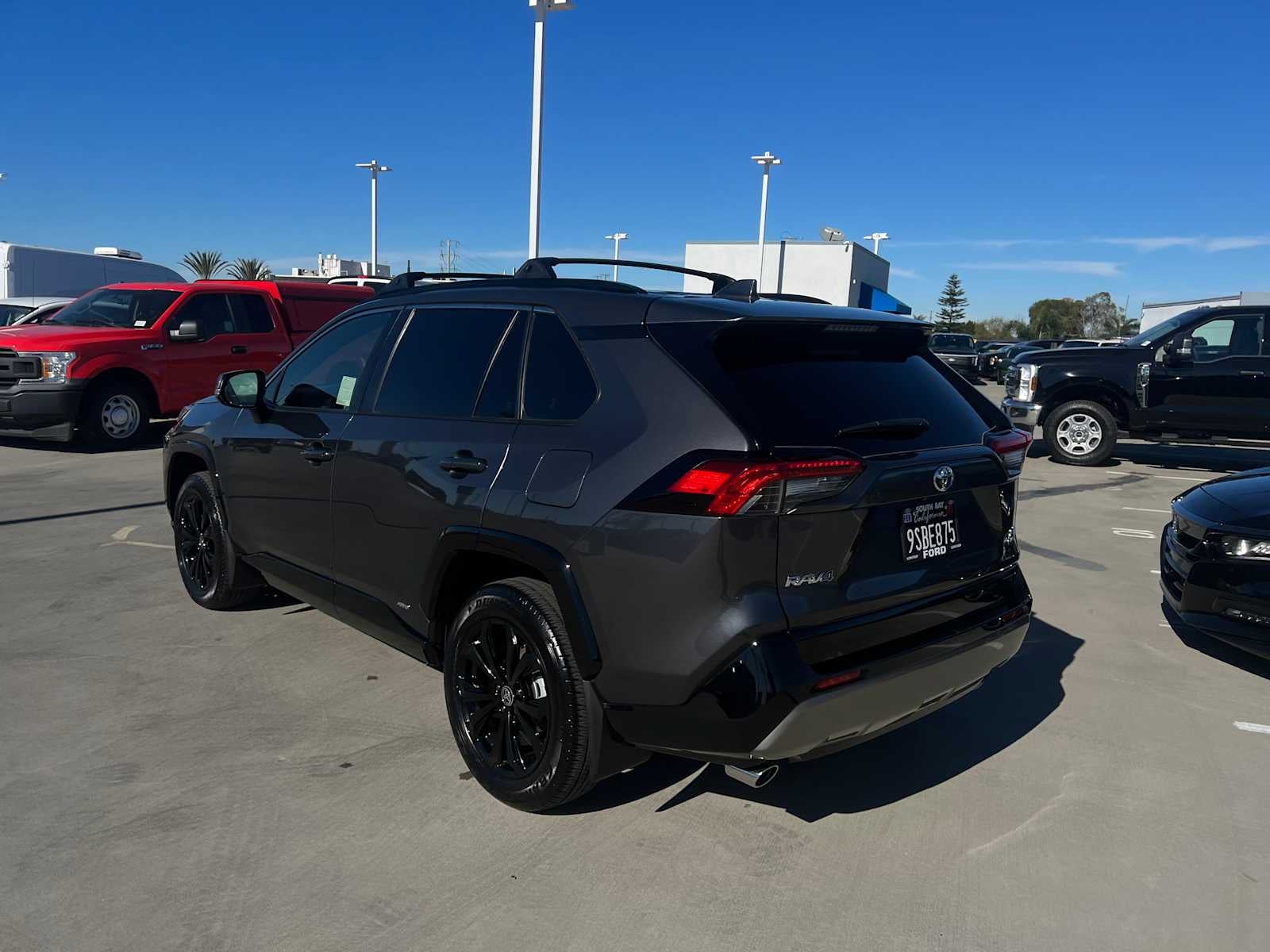 2025 Toyota RAV4 Hybrid SE