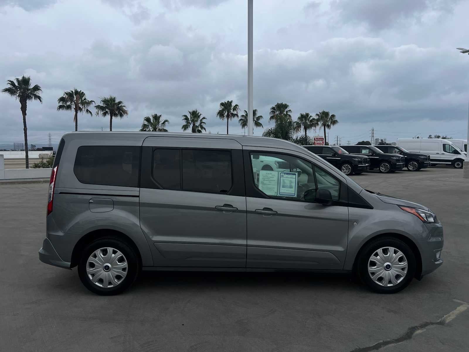 2023 Ford Transit Connect Wagon XLT