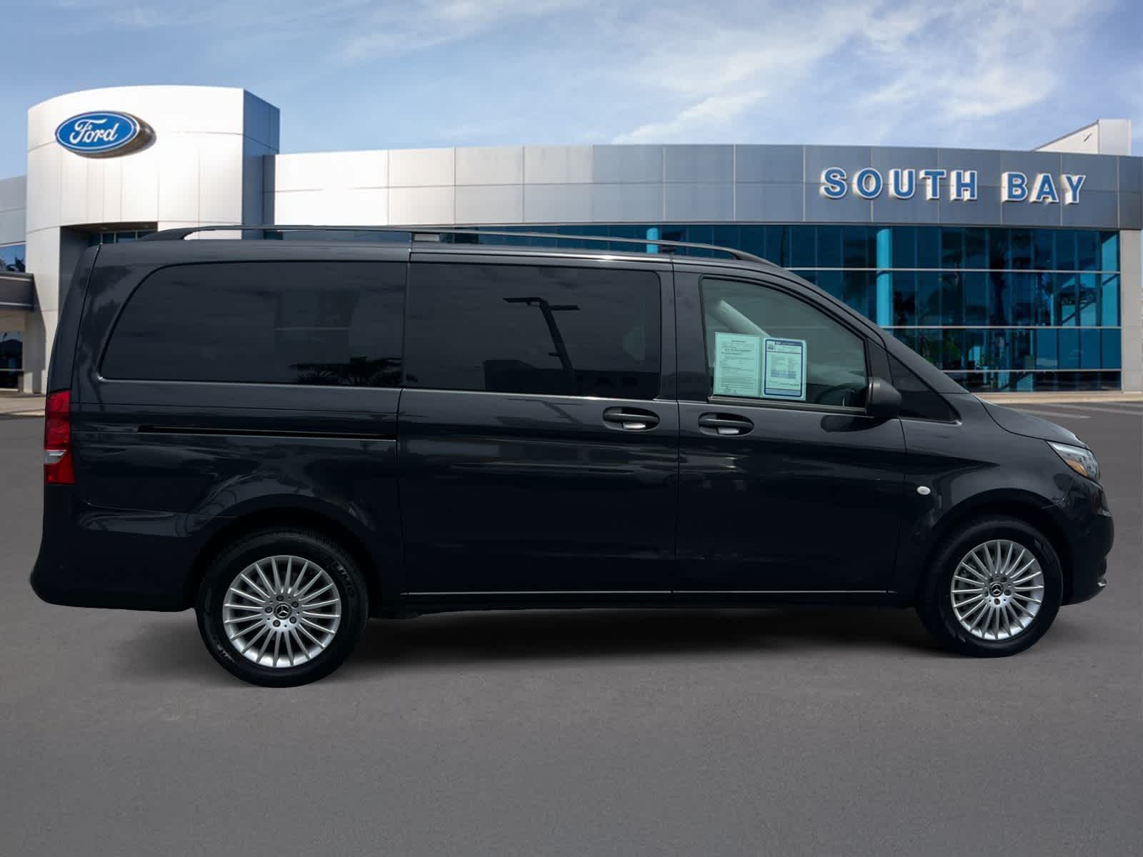 2022 Mercedes-Benz Metris Passenger Van Passenger