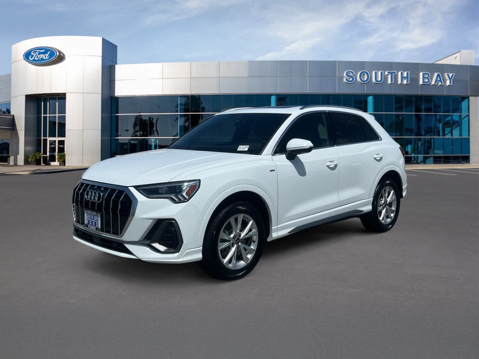 2024 Audi Q3 45 TFSI S Line Premium quattro's photo